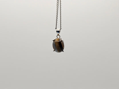 Anhänger mit Naturstein