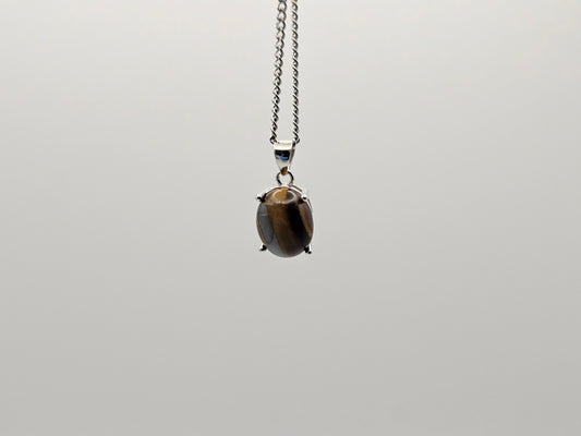 Anhänger mit Naturstein